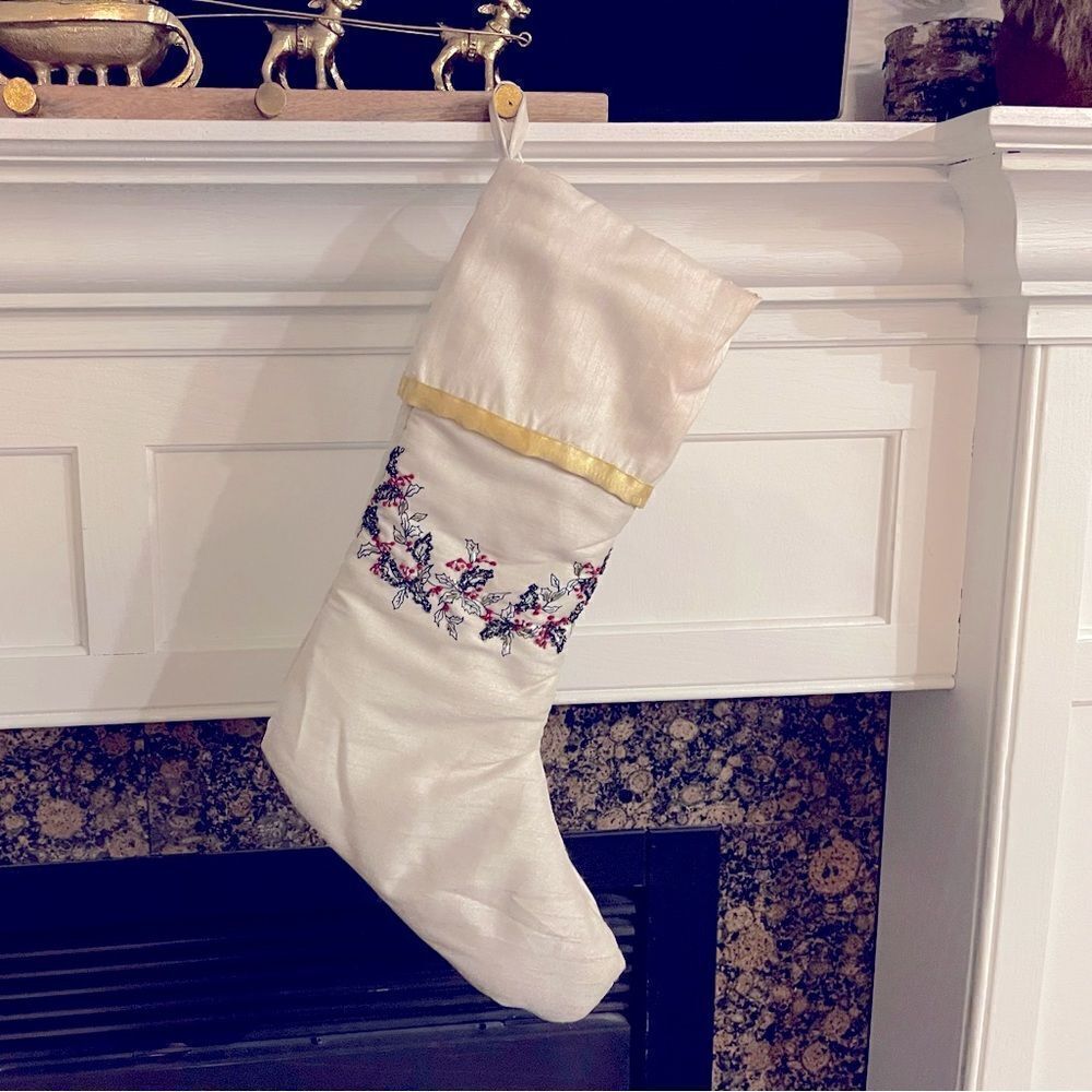 Secret Celebrity Beaded Embroidered Holly Garland Christmas Stocking 19” NWT